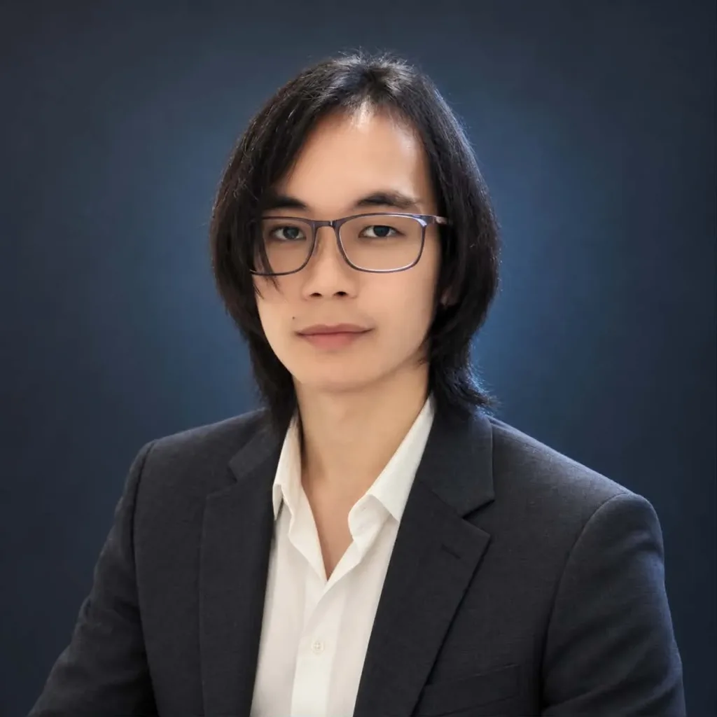 Headshot of Francis Mendoza, founder of AvantScale, wearing glasses and a dark blazer over a white shirt